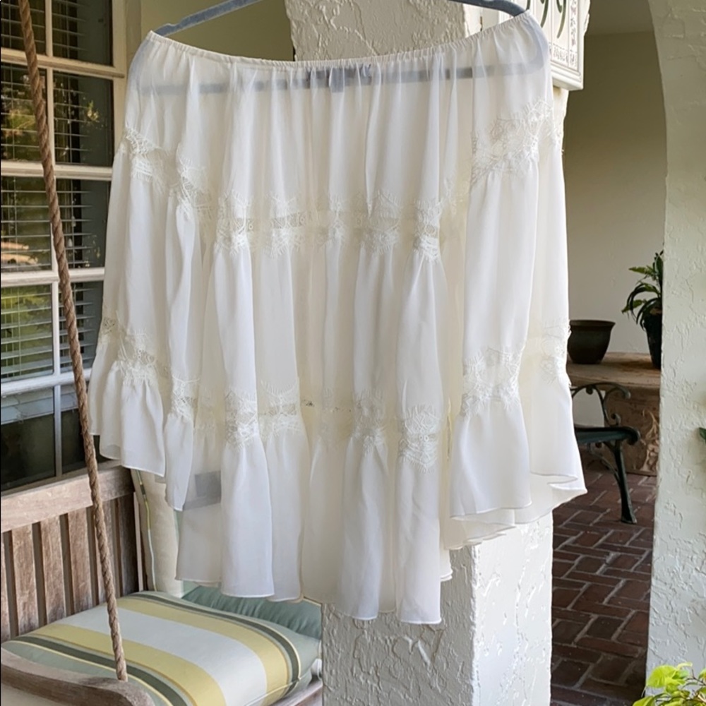 Boho top-sheer with lace.  Best worn on shoulders. - Picture 2 of 10